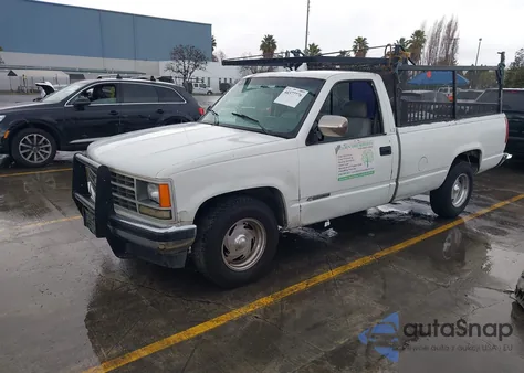 1990 Chevrolet Gmt-400 C2500 from USA, damaged, VIN 1GCFC24Z8LE107522